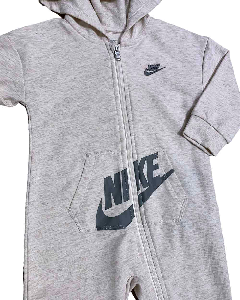 Nike - talla 18M